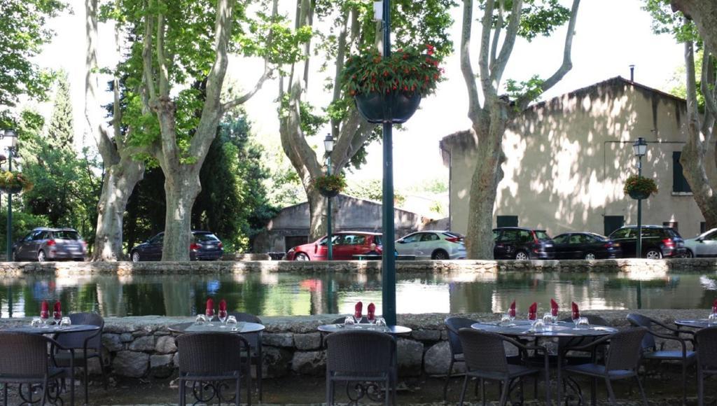 Logis Hotel De L'Etang คุคุรง ภายนอก รูปภาพ