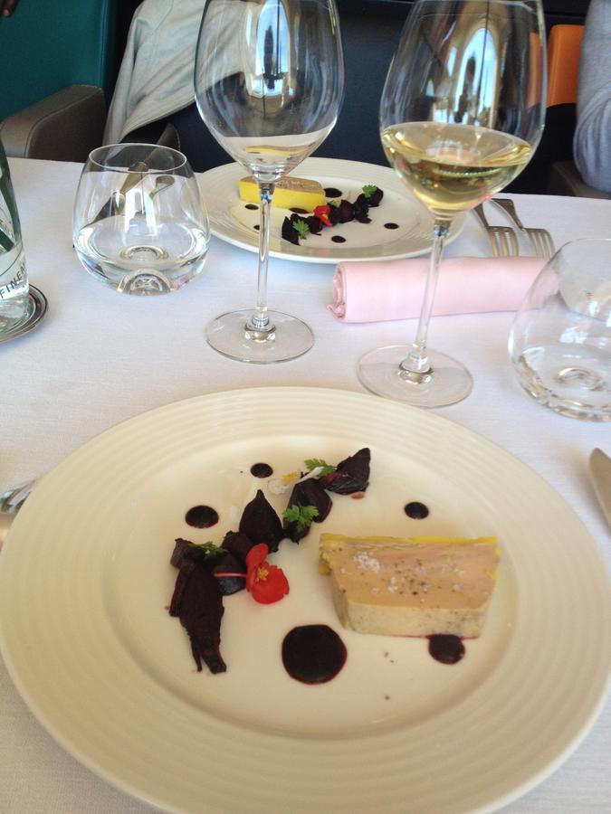 Logis Hotel De L'Etang คุคุรง ภายนอก รูปภาพ